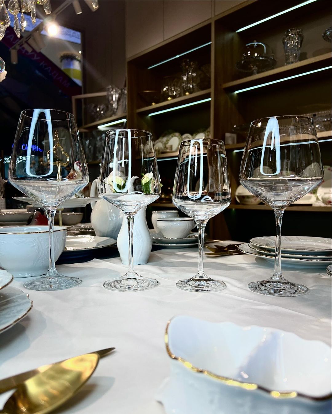 𝗖𝗥𝗜𝗦𝗧𝗔𝗟 𝗟𝗜𝗦𝗢 - Copas Vasos y Sets | Cristalería Europea