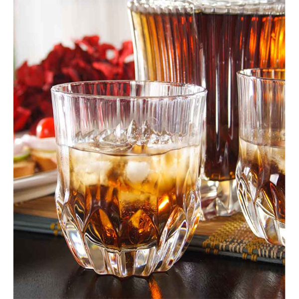 VASO WHISKERO DE CRISTAL TALLADO A MANO