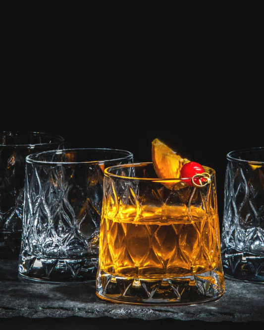 Vasos tallados. Vasos elegantes. Vasos corto. Whsiky. Hecho en Turquía. QOSMOPERU