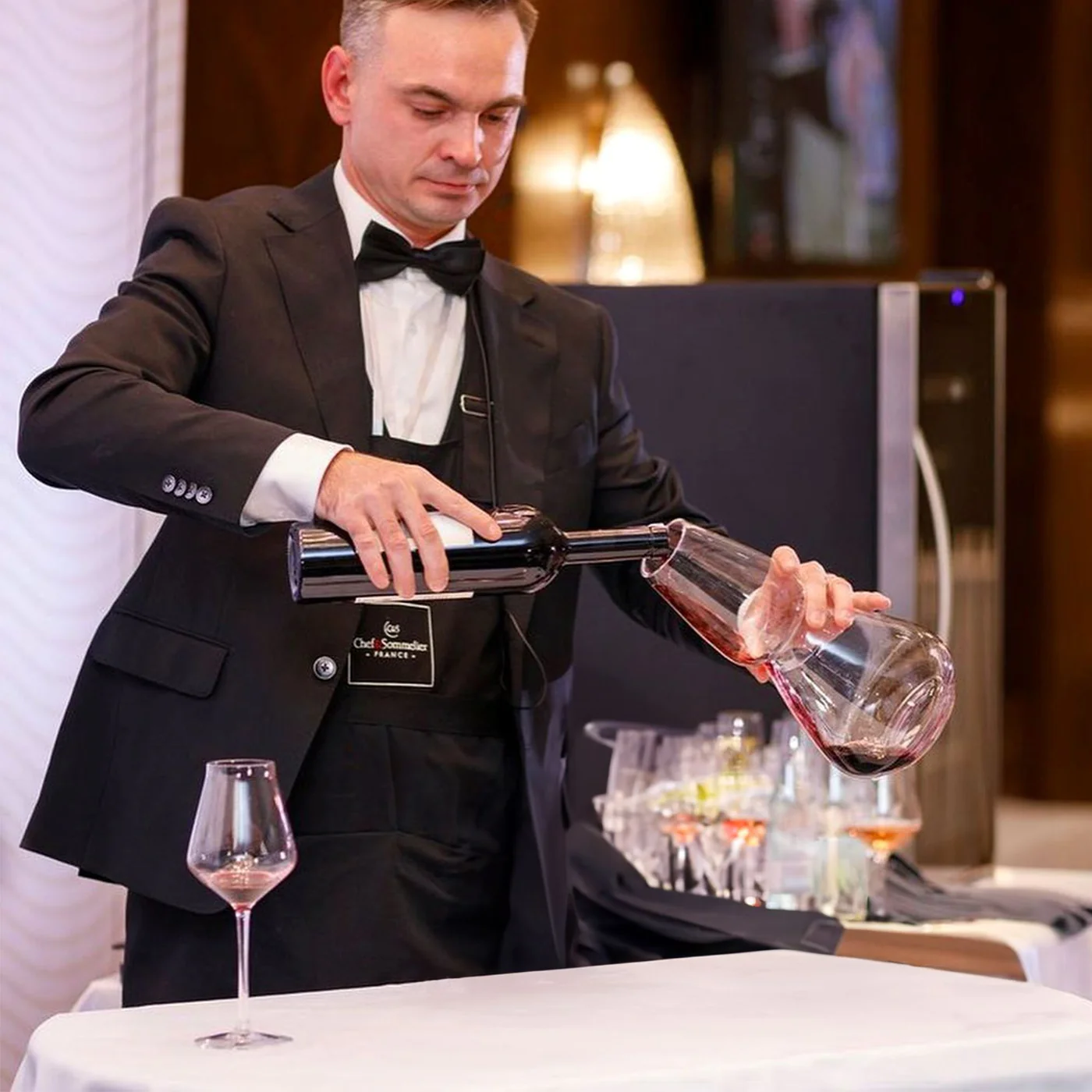 DECANTADOR DE CRISTAL