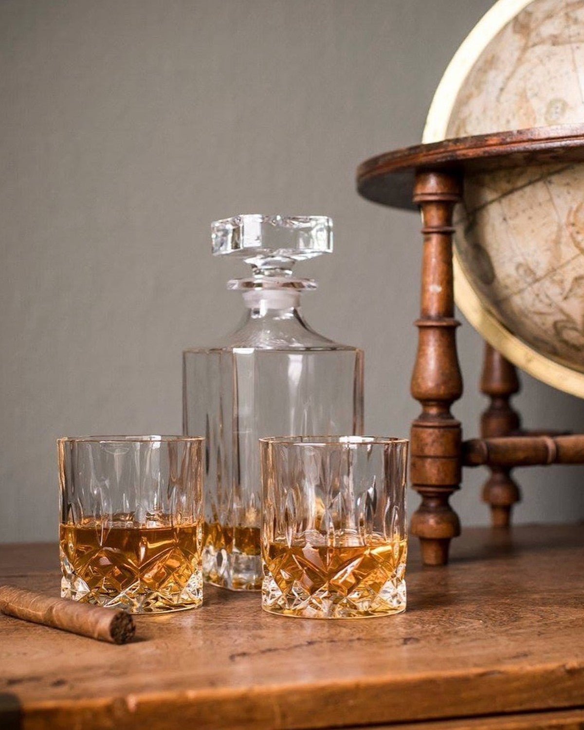 OPERA | Whiskero de 7 piezas